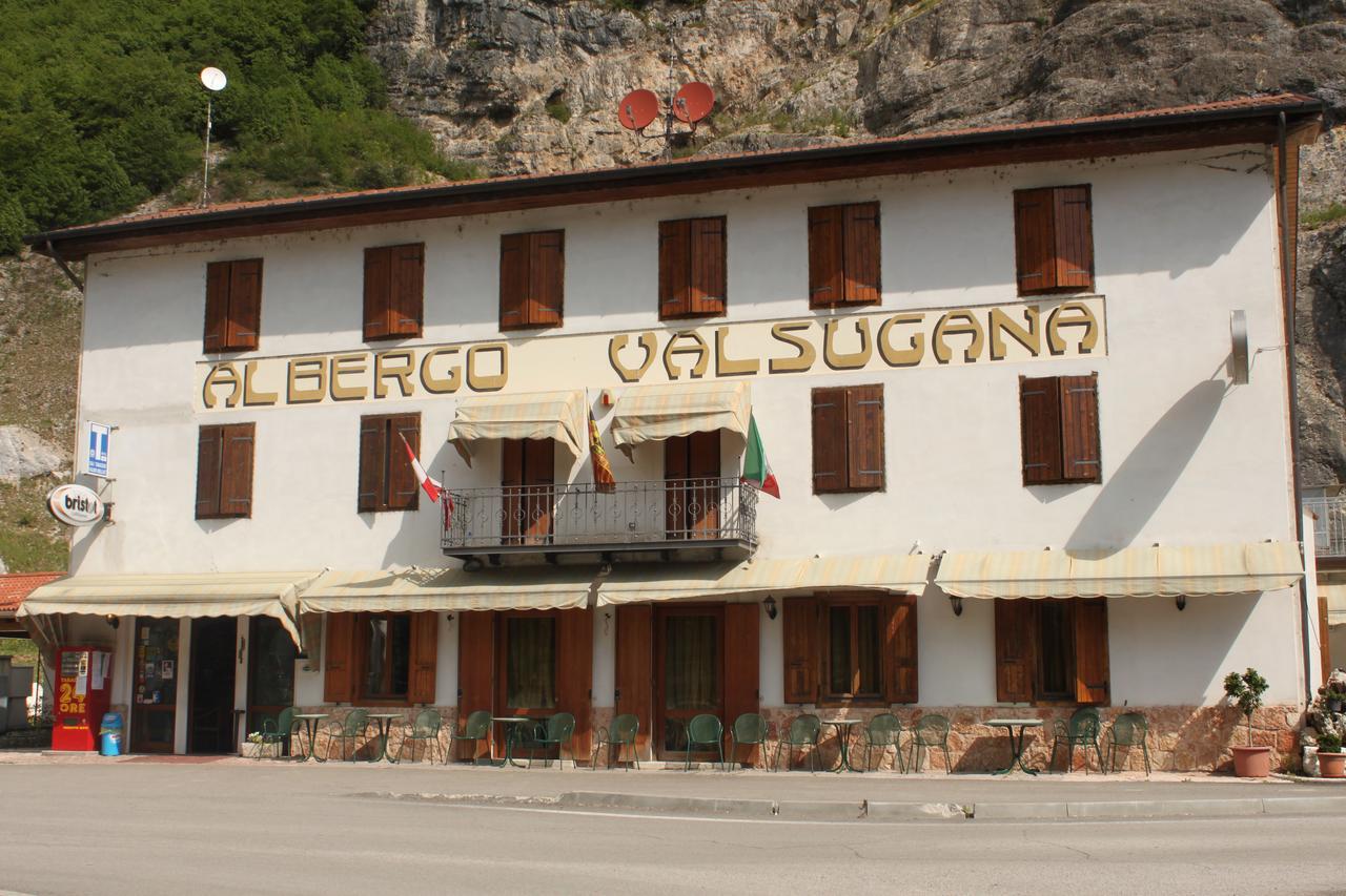 Albergo Ristorante Valsugana Primolano Exterior photo